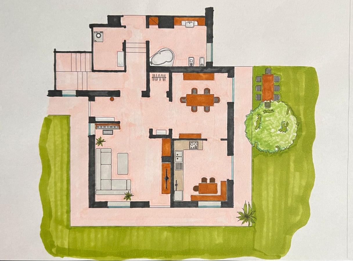 Villa Mara - Aosta - 200 Mq - Wifi - Jacuzzi - Parcheggio - Giardino מראה חיצוני תמונה