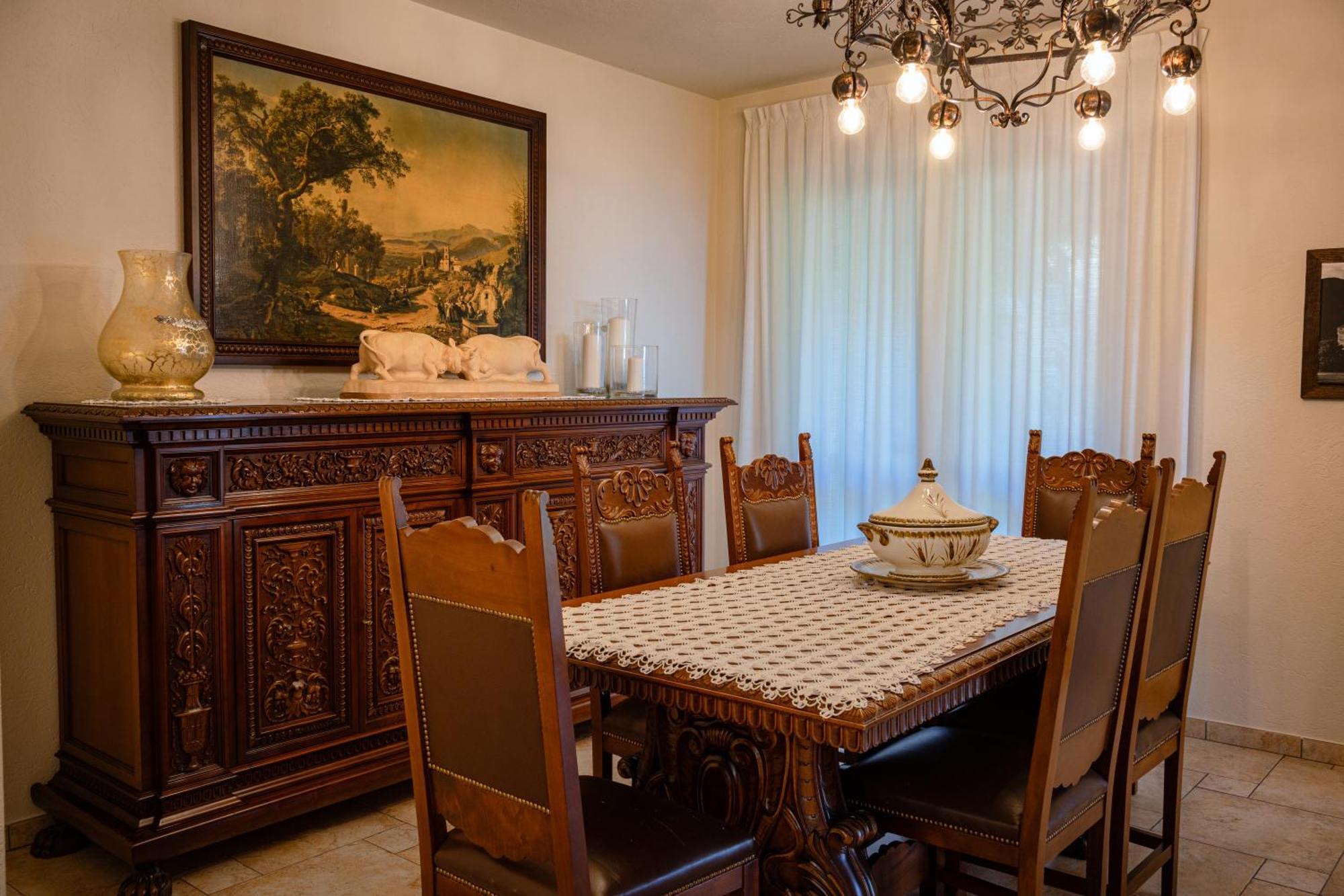 Villa Mara - Aosta - 200 Mq - Wifi - Jacuzzi - Parcheggio - Giardino מראה חיצוני תמונה